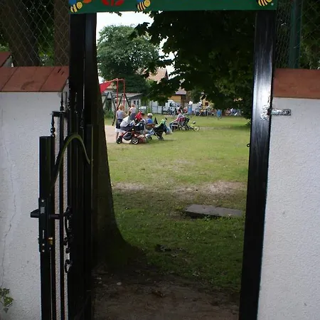 Pod Lwem Bed & Breakfast Niechorze