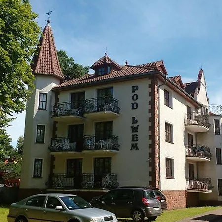 Pod Lwem Bed & Breakfast