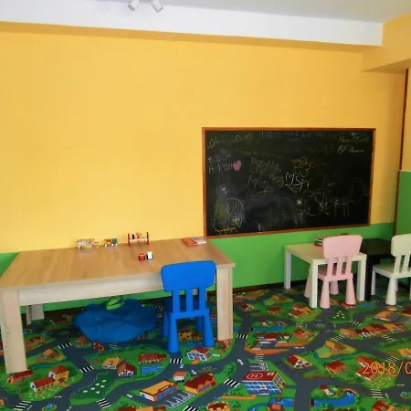 Pod Lwem Bed & Breakfast 3*