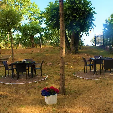 Bed & Breakfast Pod Lwem