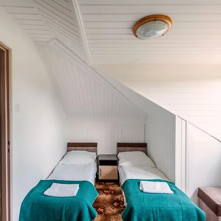 Pod Lwem Bed & Breakfast Niechorze
