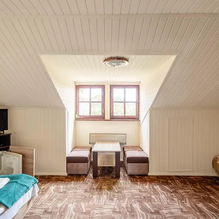 Bed & Breakfast Pod Lwem