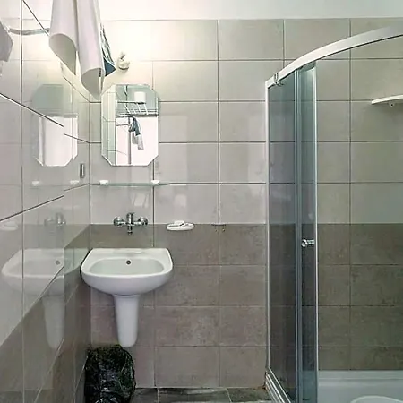 Pod Lwem Bed & Breakfast Niechorze
