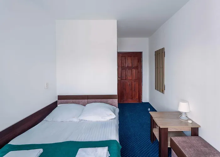 Pod Lwem Bed & Breakfast 3*