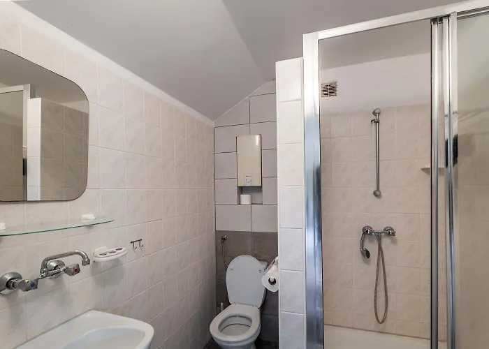 Bed & Breakfast Pod Lwem 3*