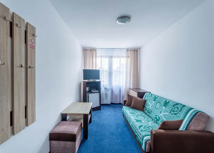 Pod Lwem Bed & Breakfast 3*